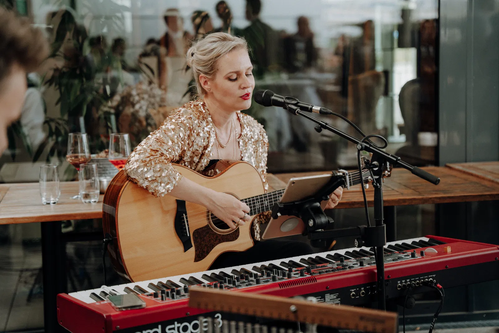 SISKA (Vocals, Git, Piano) - The Little Button's, Franziska Langer