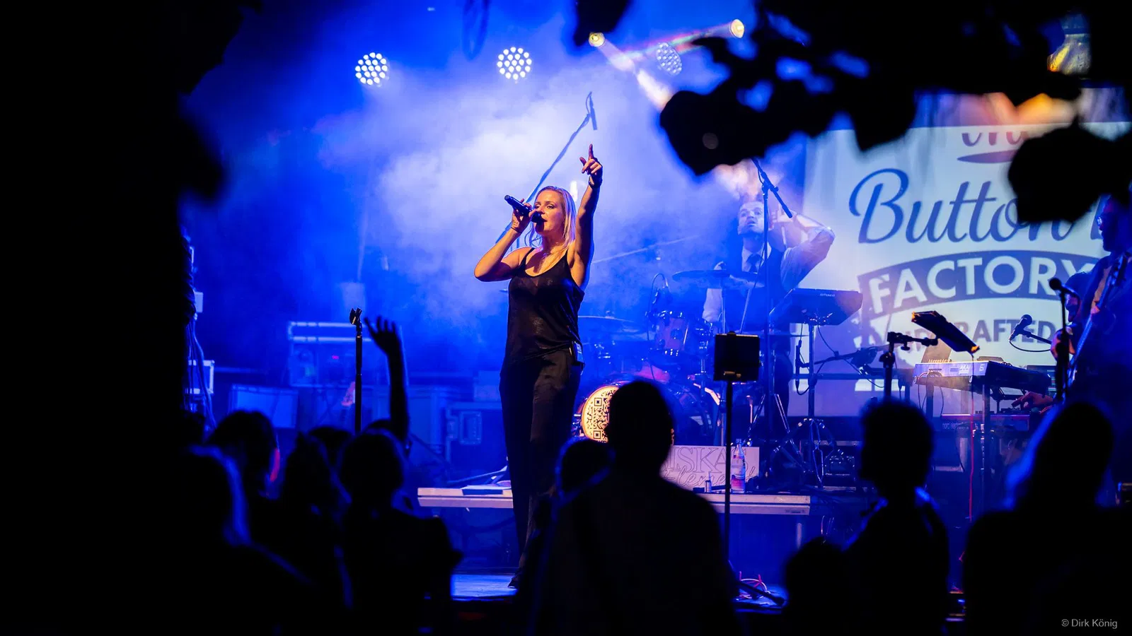 SISKA (Vocals) - The ButtonBeFactory