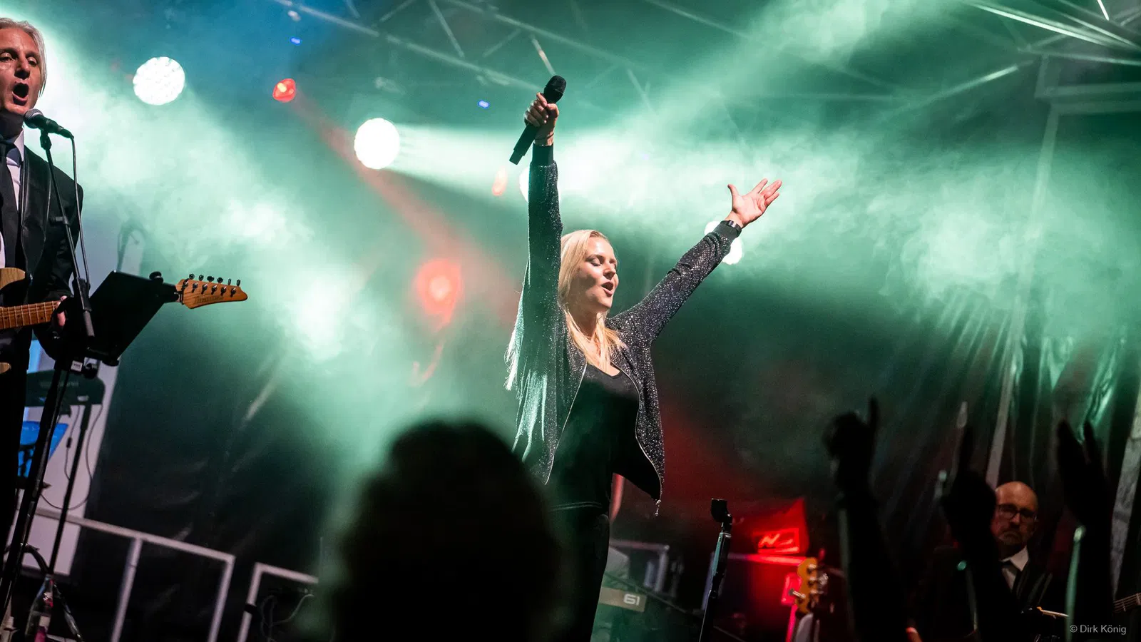 SISKA (Vocals) - The ButtonBeFactory